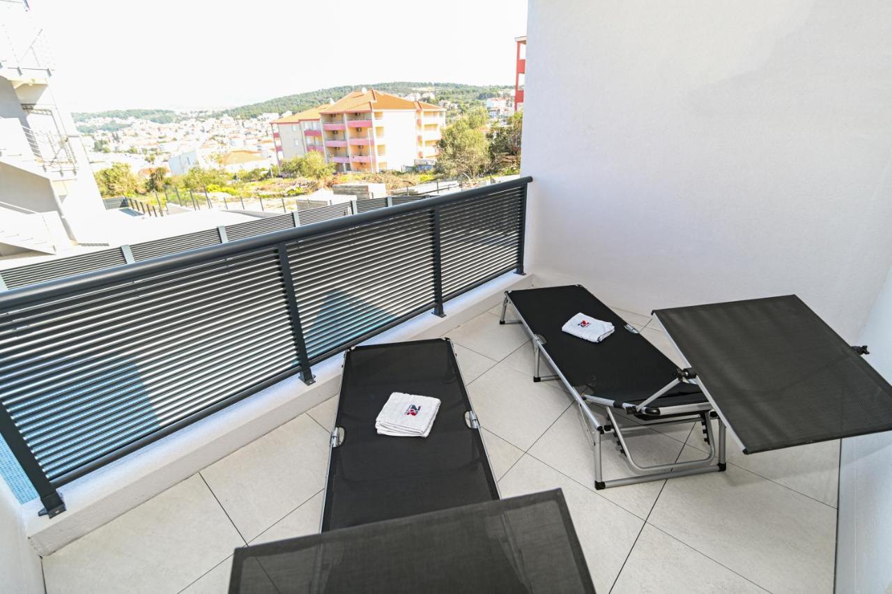 Luxury Apartment With Swimming Pool Ana Trogir Eksteriør bilde