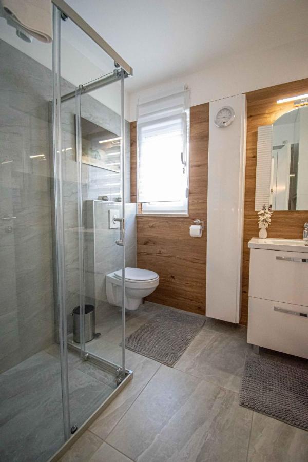 Luxury Apartment With Swimming Pool Ana Trogir Eksteriør bilde